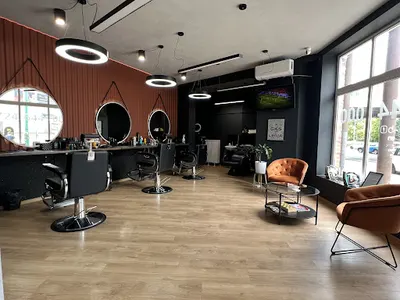 Champion Barbershop Tychy – Barber, strzyżenie męskie, broda